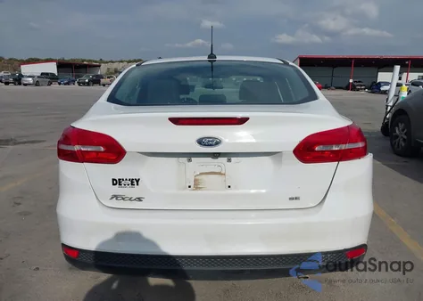 2018 Ford Focus Se z USA, uszkodzony, nr VIN 1FADP3F26JL250257